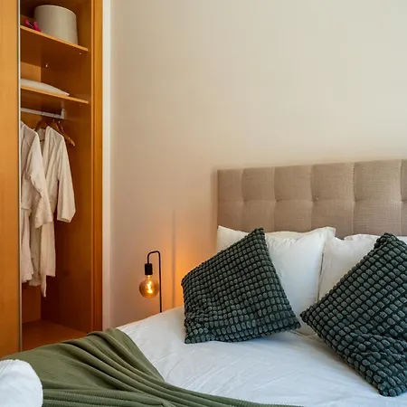 Holidayspt 1 - Marina Village 2 Bedroom شقة