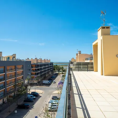 Holidayspt 1 - Marina Village 2 Bedroom * Olhão